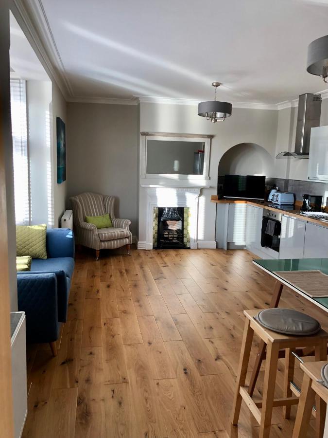 Stunning 2 Bed Georgian Apartment Swafield Экстерьер фото